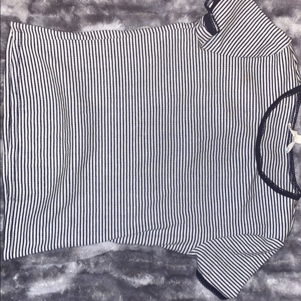 striped top
